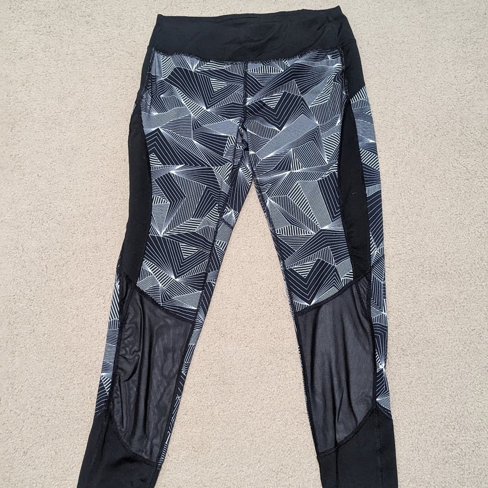 danskin now black mesh panel leggings